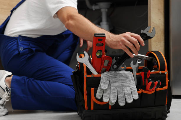 Best Clogged Drain Plumber  in Struthers, OH
