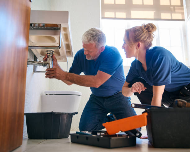 Best Shower Repair Services  in Struthers, OH